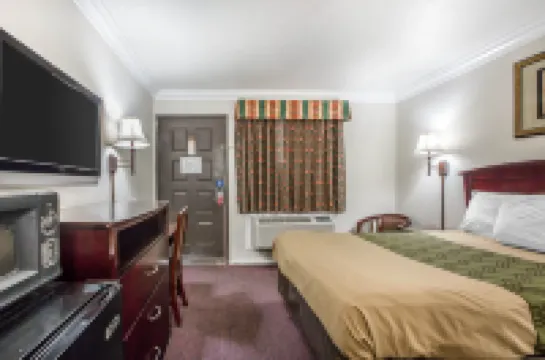 モーテル 6 フレズノ カリフォルニア - ベルモント アベニュー