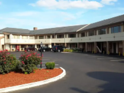 Knights Inn Bristol Hotels in Bristol