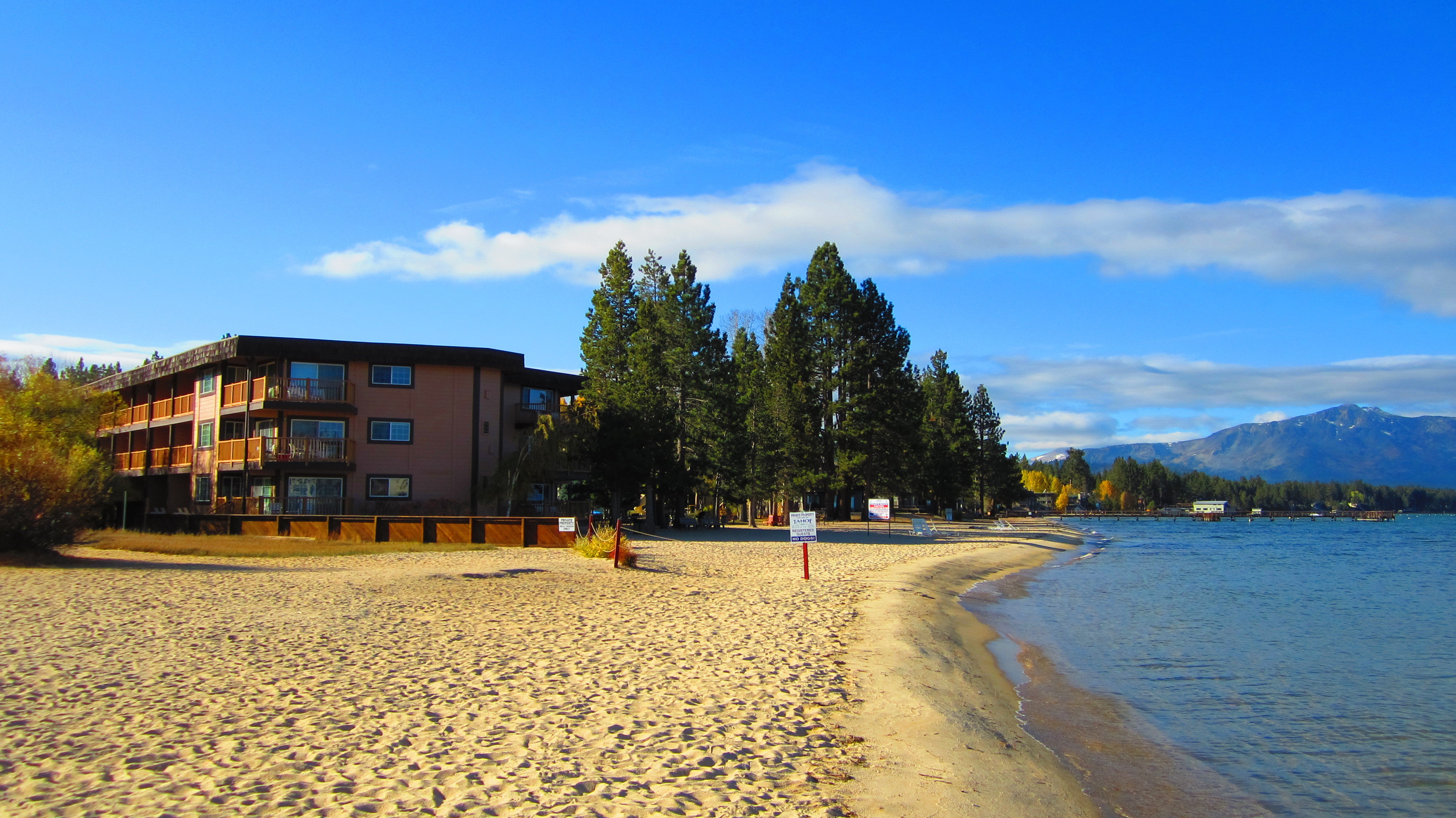 Озеро коггала шри ланка. Koggala beach hotel 4. Озеро тахо калифорния дом. South lake 4. South lake tahoe.