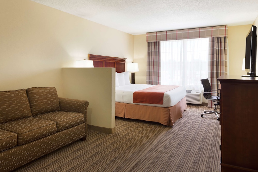 Country Inn & Suites by Radisson, Macedonia, Oh