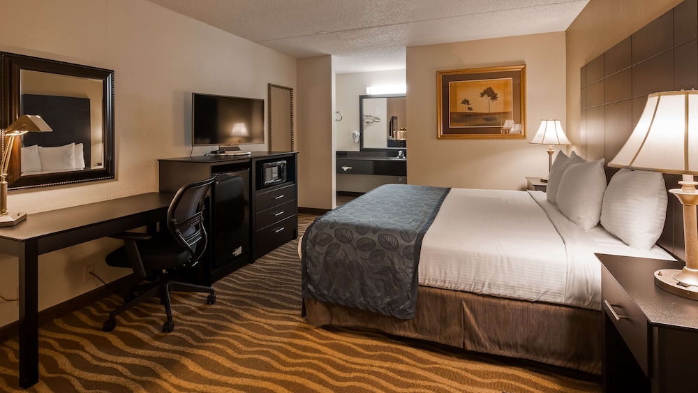 Best Western Windsor Suites