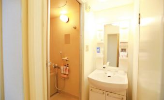 1. Apartmen..
