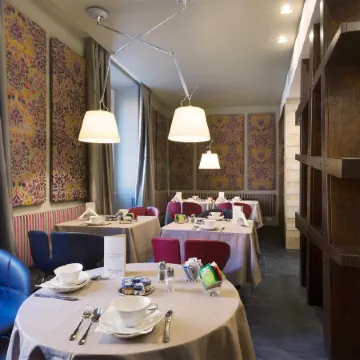 Stendhal Luxury Suites