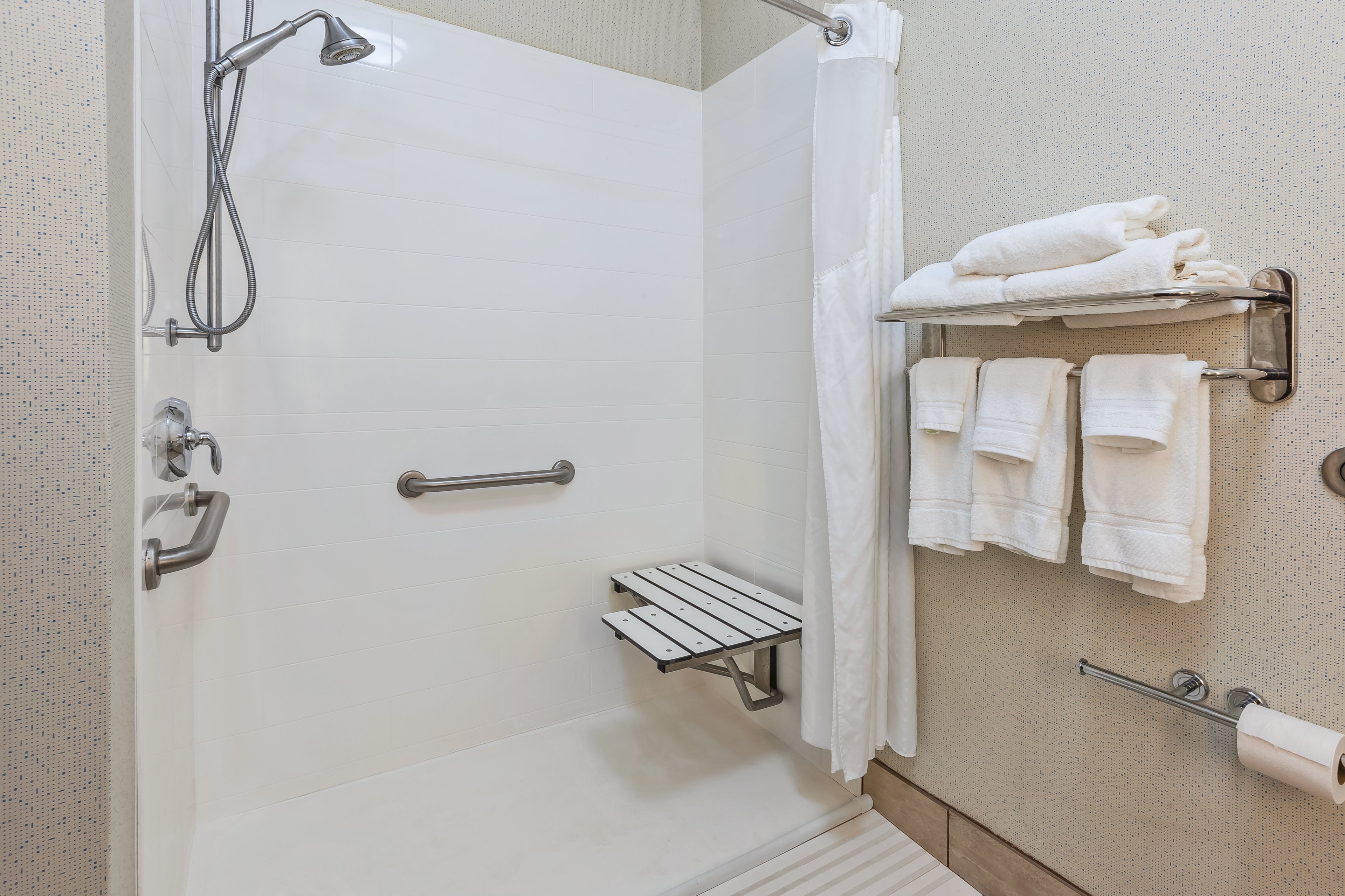 Holiday Inn Express Hotel & Suites Cleveland-Richfield, an Ihg Hotel