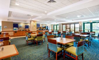 Holiday Inn Express & Suites Bradenton East-Lakewood Ranch