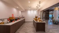 Hampton Inn Riverside Downtown - Bữa sáng