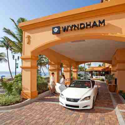 Wyndham Deerfield Beach Resort Hotel Exterior