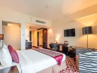Ming Garden Hotel Hotels near Borneo Trading Post