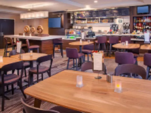 コンフォートイン & スイーツ ベスレヘム レイハイバレー エアポート ベツレヘムのホテル