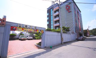 Andong Win Hotel