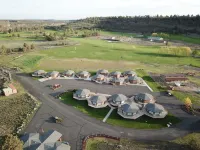 Smith Rock Resort Hotels in Crooked River Ranch