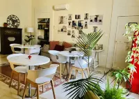 4 Balconi Rooms-Boutique B&B Hotels in Lecce