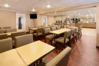 La Quinta Inn by Wyndham Minneapolis Airport Bloomington - breakfast