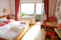 Hotel Garni Belvedere, Das Bio Hotel & SuiteHotel am Ederse