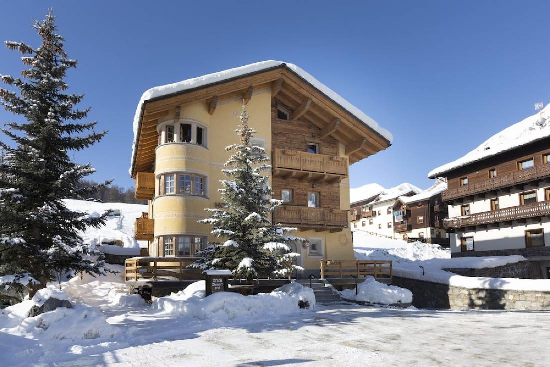 Hotel La Suisse-Livigno Updated 2022 Room Price-Reviews & Deals | Trip.com