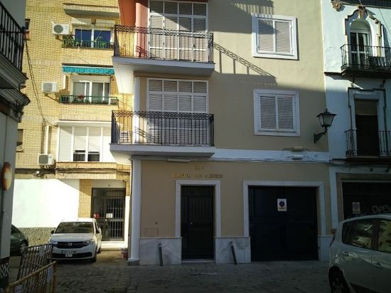 Triana Ruiseñor 3 Rooms, A/C, Wifi