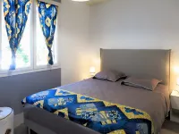 Les Hirondelles Hotels near Port Ostreicole