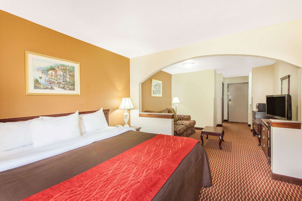 Baymont Inn & Suites by Wyndham Oklahoma City North