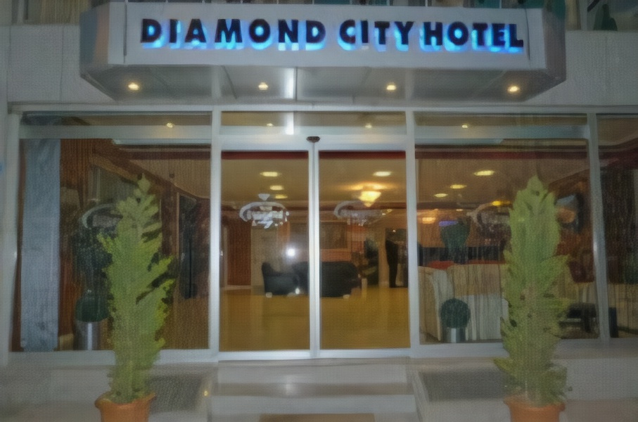 Hotel Diamond City