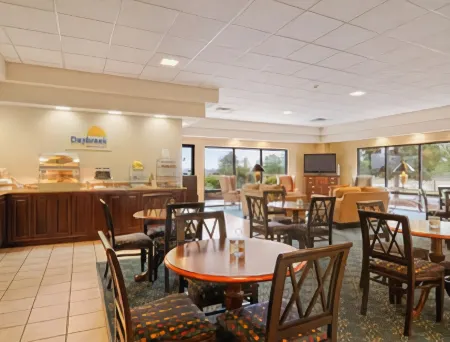 Days Inn by Wyndham Metter