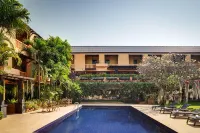 Holiday Garden Hotel & Resort - Pools