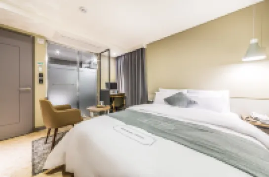 โรงแรมด็อกกิ้ง โรงแรมในคิมโพ