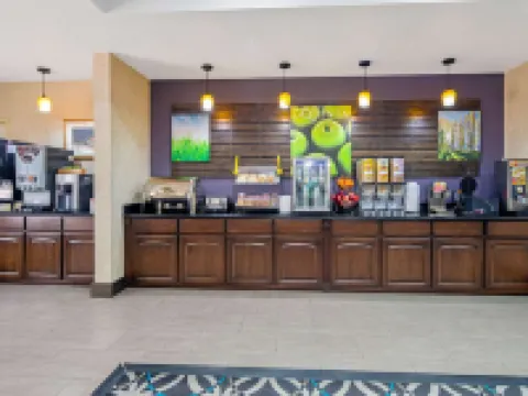 La Quinta Inn & Suites Temecula Hotels in Temecula