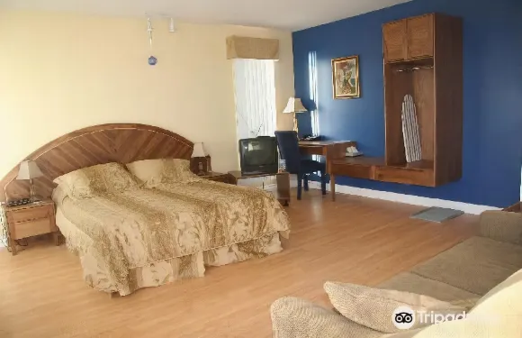 薩堪內河畔旅館