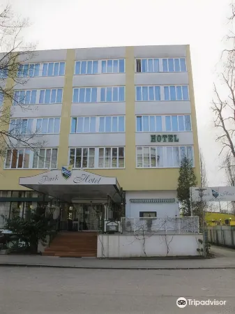 Parkhotel Krems Отели в г. Кремс-на-Дунае
