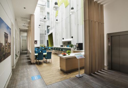 아트리움 패션 호텔