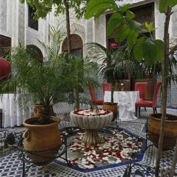 Riad Alya