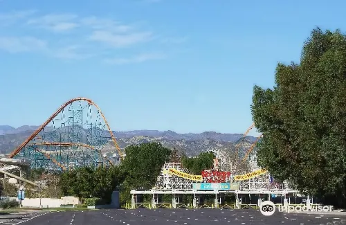 Hilton Garden Inn Valencia at Six Flags - Water Park