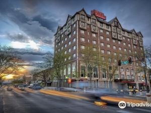 Hotel Alex Johnson Rapid City, Curio Collection by Hilton