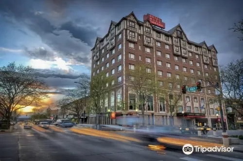 Hotel Alex Johnson Rapid City, Curio Collection by Hilton
