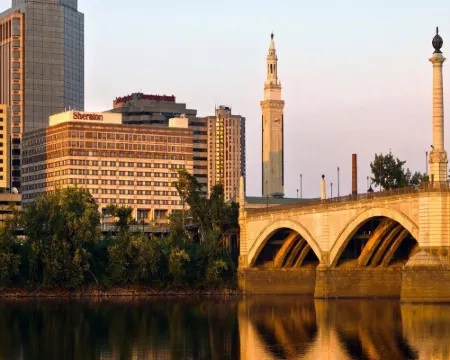 Sheraton Springfield Monarch Place Hotel Hotels in Springfield