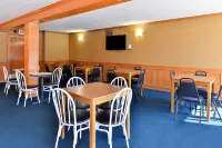 Walnut Inn Hotels in Roland