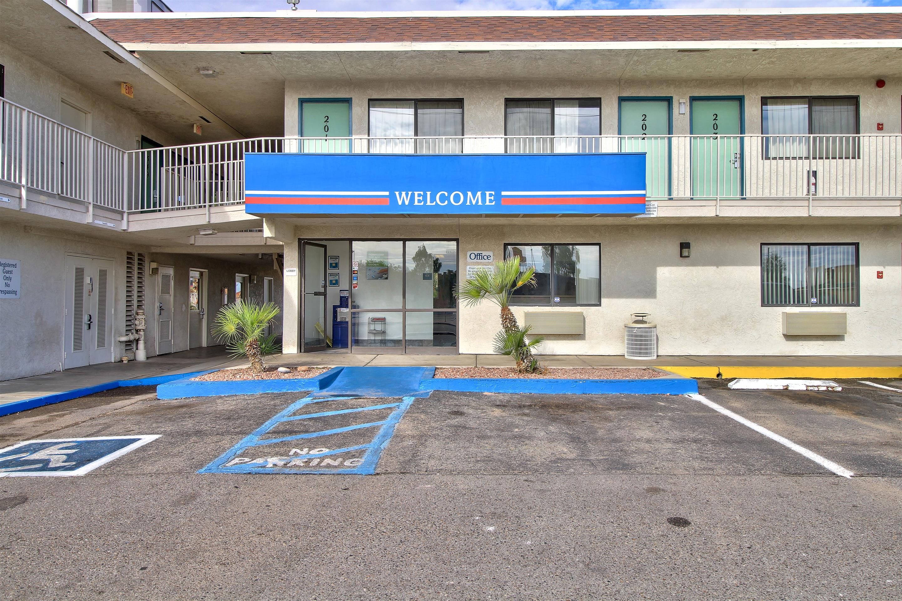 Budgetel Inn & Suites Yuma