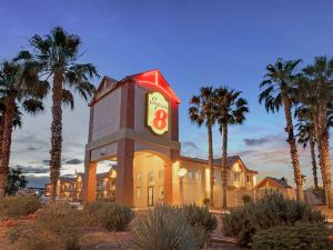 Super 8 by Wyndham Tucson/Grant Road Area AZ