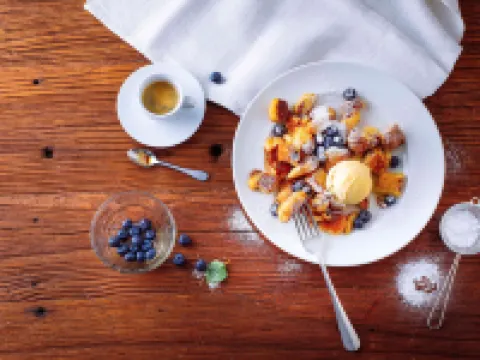 普吉島宜必思卡塔飯店