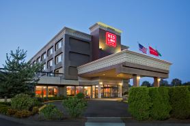 Holiday Inn TACOMA MALL by IHG
