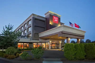 Holiday Inn Tacoma Mall Отели рядом с достопримечательностью «W.W. Seymour Botanical Conservatory»