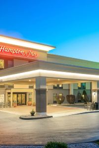 cheap hotels in parkersburg wv