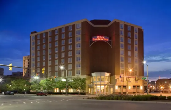 底特律市區希爾頓花園旅館