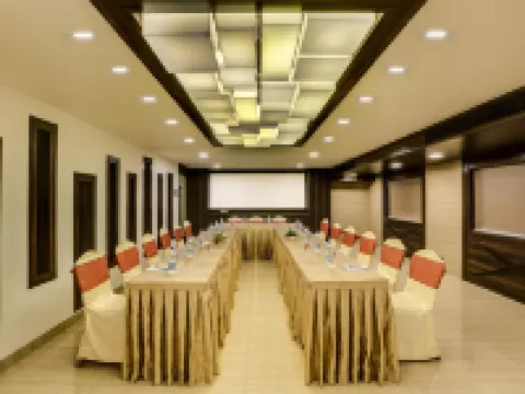 Golden Chariot Vasai - Hotel and Spa Hotels in Vasai