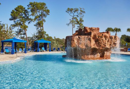 4. 윈덤 가든 레이..