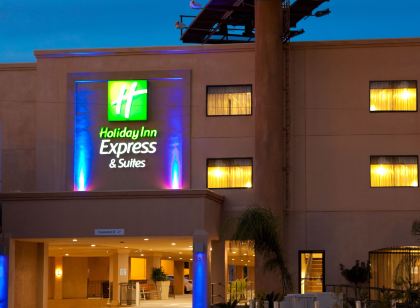 Holiday Inn Express Hotel & Suites Woodland Hills, an IHG Hotel