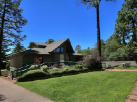 Majestic Mountain Inn Hotels in Payson