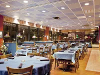 Holiday Inn & Suites CHICAGO-DOWNTOWN by IHG Hotels near Douglas Park