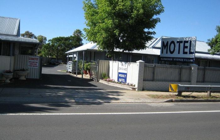 Canberra Ave Villas