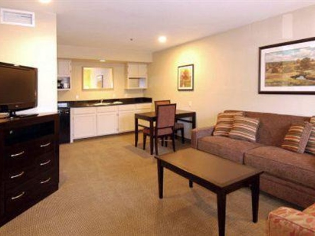 Best Western Plus Meridian Inn & Suites, Anaheim-Orange